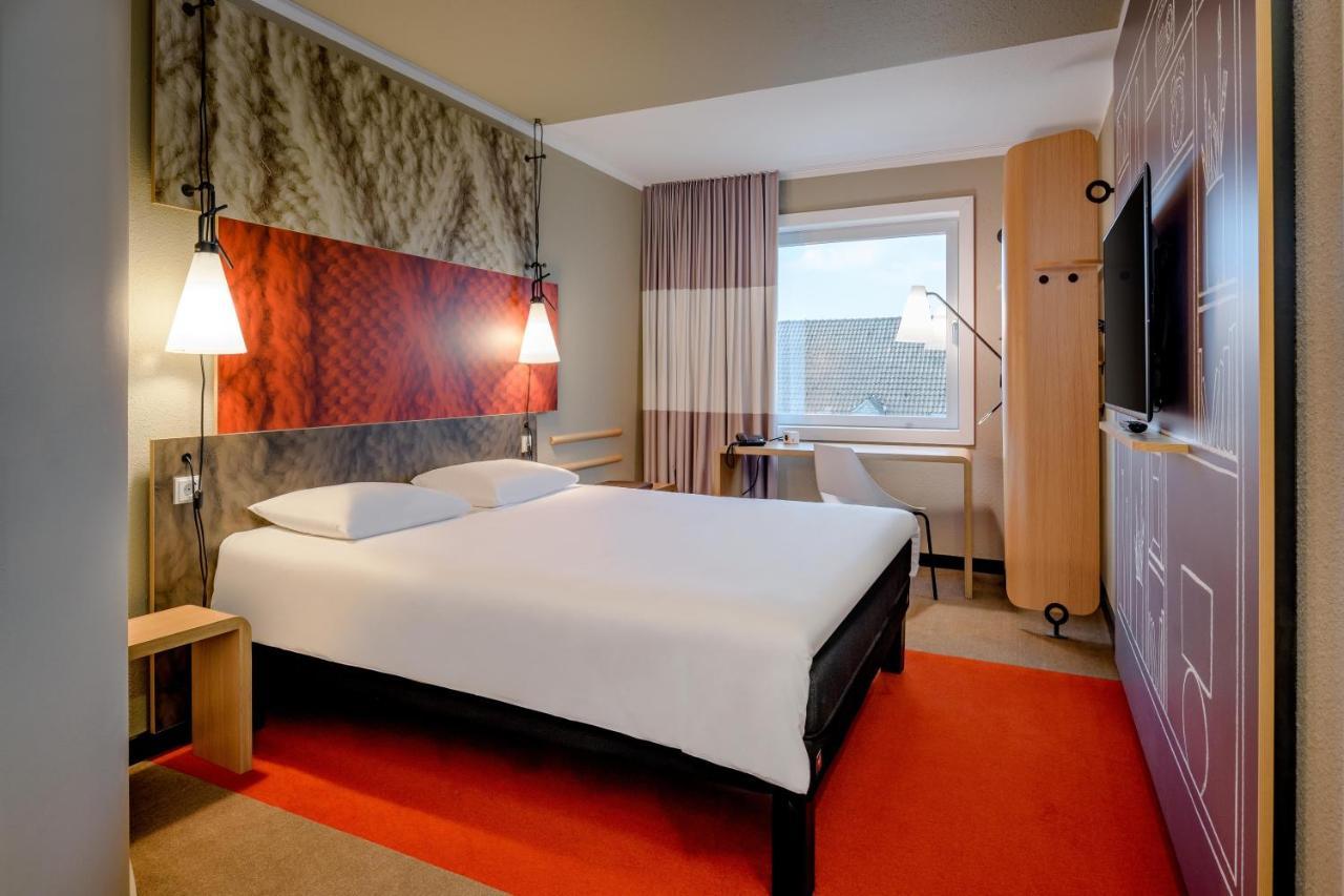 Double or Twin Room,749636546:JPEG